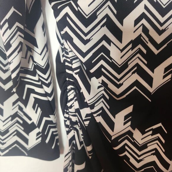 Karl Lagerfeld Women's Blouse Size Medium - Picture 5 of 6